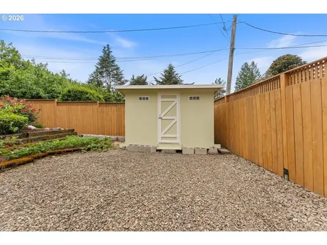 3825 SE 166th Court Portland OR 97236
