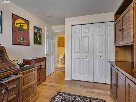 19220 Cokeron Drive Oregon City OR 97045