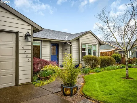 19220 Cokeron Drive Oregon City OR 97045