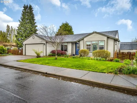 19220 Cokeron Drive Oregon City OR 97045