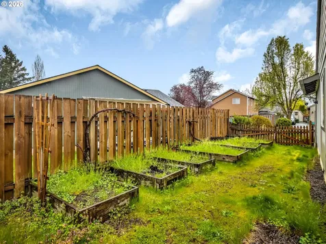 19220 Cokeron Drive Oregon City OR 97045