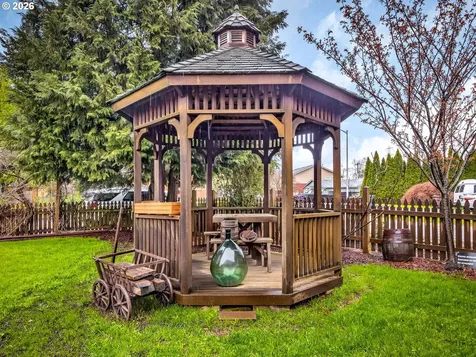 19220 Cokeron Drive Oregon City OR 97045