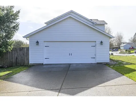 1020 Monroe Street Lafayette OR 97127