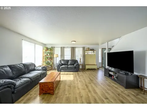 1020 Monroe Street Lafayette OR 97127