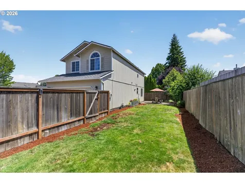 1250 N Ponderosa Street Canby OR 97013