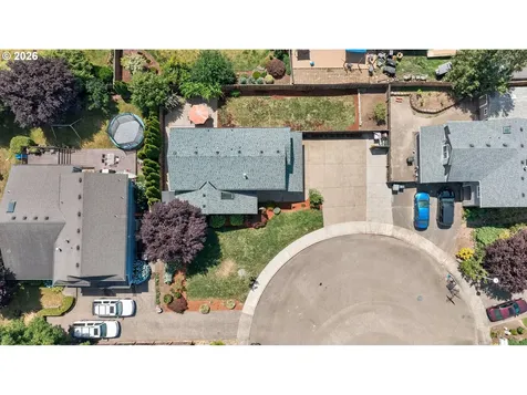 1250 N Ponderosa Street Canby OR 97013