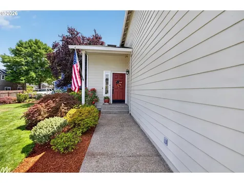 1250 N Ponderosa Street Canby OR 97013
