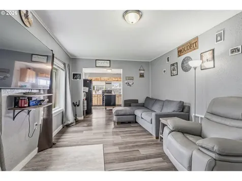 228 Holcomb Spur Road Kelso WA 98626