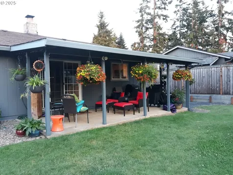18725 Roundtree Drive Oregon City OR 97045