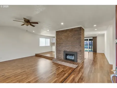 18725 Roundtree Drive Oregon City OR 97045