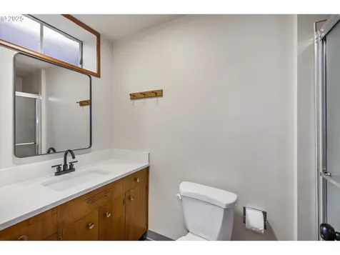 1945 NW 7th Place Gresham OR 97030