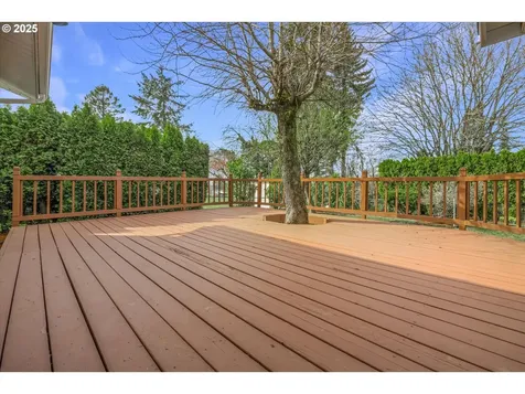 1945 NW 7th Place Gresham OR 97030