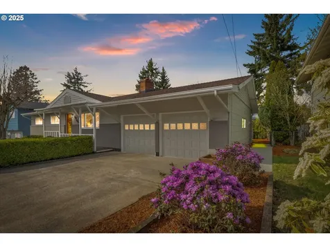 1945 NW 7th Place Gresham OR 97030