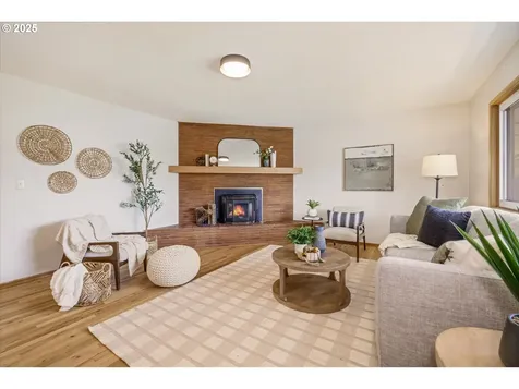 1945 NW 7th Place Gresham OR 97030