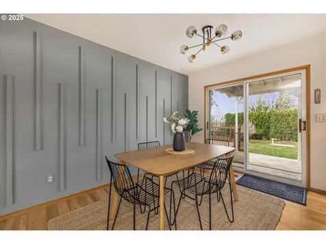 1945 NW 7th Place Gresham OR 97030