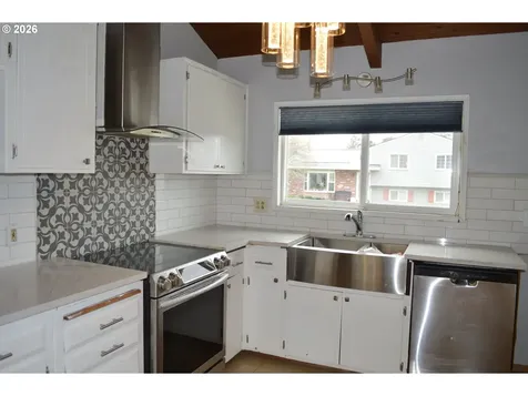 3130 NE 142nd Avenue Portland OR 97230