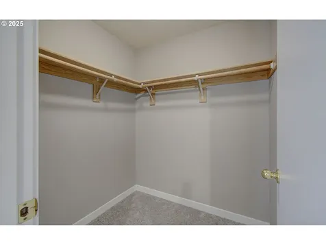 15807 NE 48th Circle Vancouver WA 98682