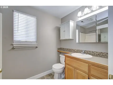 15807 NE 48th Circle Vancouver WA 98682