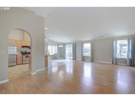 15807 NE 48th Circle Vancouver WA 98682