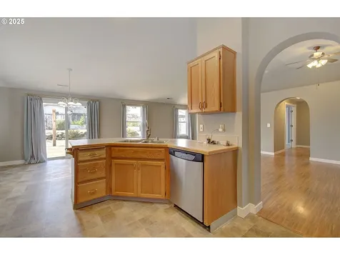 15807 NE 48th Circle Vancouver WA 98682