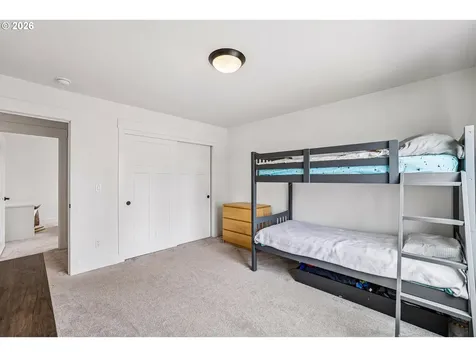 236 NE 17th Avenue Canby OR 97013