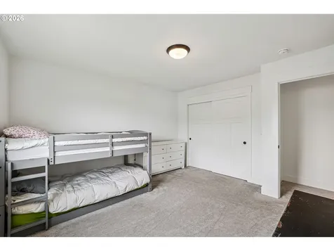 236 NE 17th Avenue Canby OR 97013