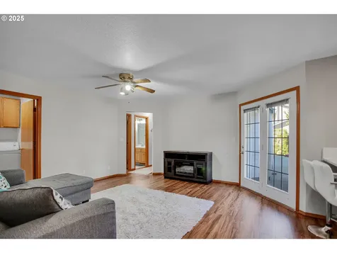 1615 E Briar Court Newberg OR 97132