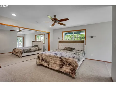 1615 E Briar Court Newberg OR 97132