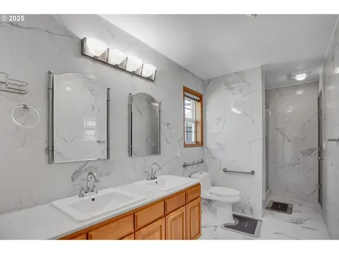 1615 E Briar Court Newberg OR 97132