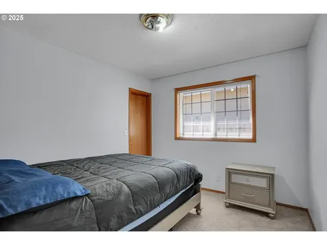 1615 E Briar Court Newberg OR 97132