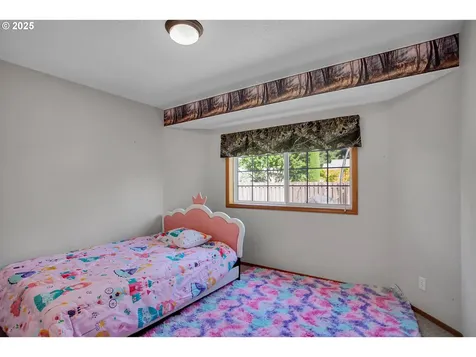 1615 E Briar Court Newberg OR 97132