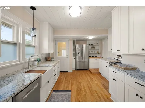 1659 E 23rd Avenue Eugene OR 97403