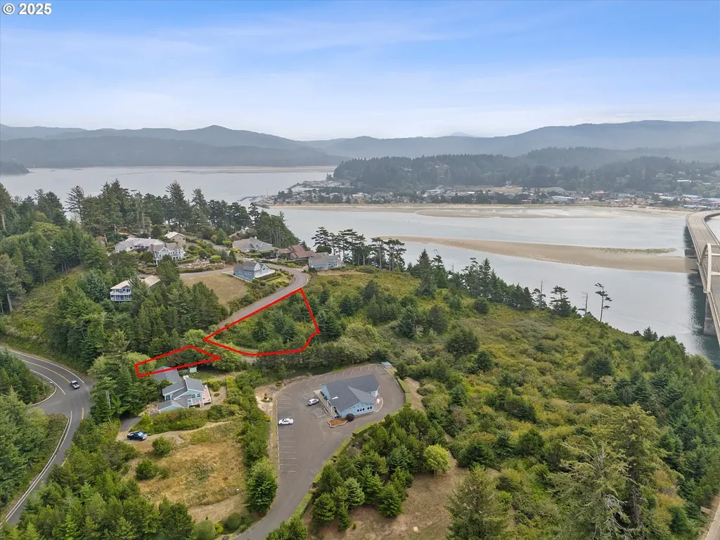 1000 NW Highland Drive Tl 4003 Waldport OR 97394