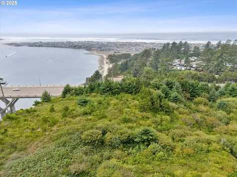 1000 NW Highland Drive Tl 4003 Waldport OR 97394