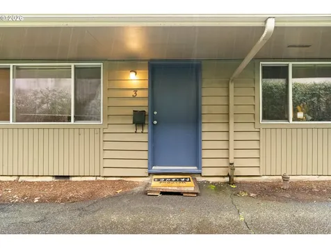 5730 SE Center Street Portland OR 97206
