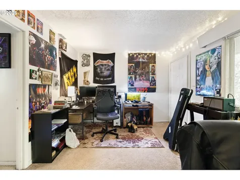 5730 SE Center Street Portland OR 97206