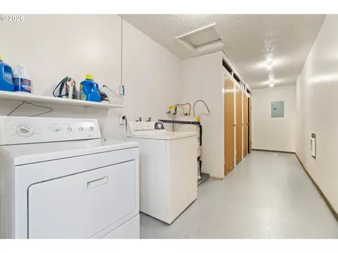 5730 SE Center Street Portland OR 97206