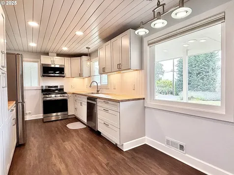 3414 NE 41st Street Vancouver WA 98661