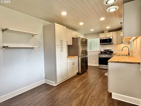 3414 NE 41st Street Vancouver WA 98661