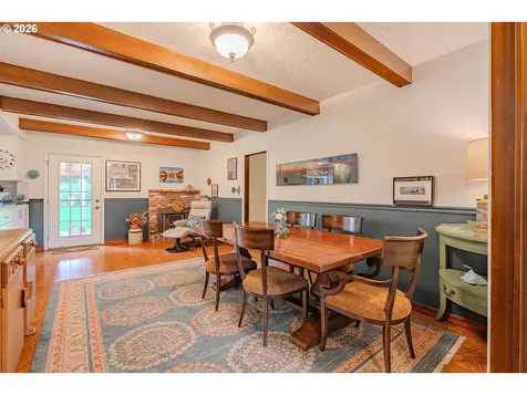 10702 NW 13th Place Vancouver WA 98685
