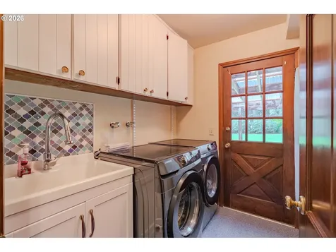 10702 NW 13th Place Vancouver WA 98685