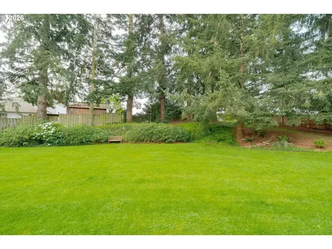10702 NW 13th Place Vancouver WA 98685