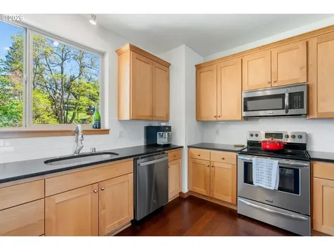 511 SE Upper Wyers White Salmon WA 98672