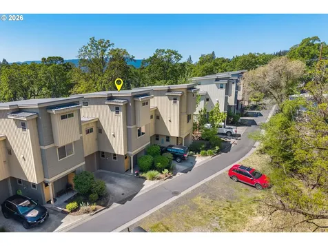 511 SE Upper Wyers White Salmon WA 98672