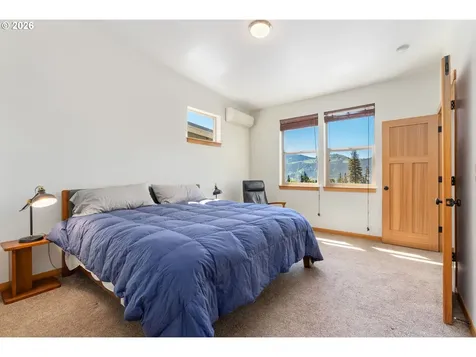 511 SE Upper Wyers White Salmon WA 98672