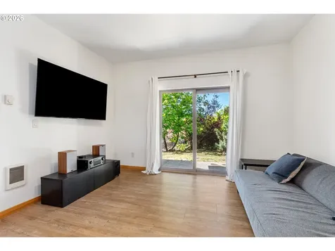 511 SE Upper Wyers White Salmon WA 98672