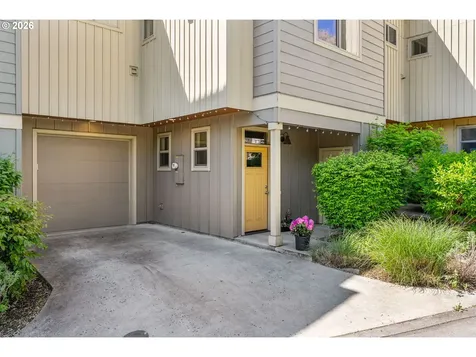 511 SE Upper Wyers White Salmon WA 98672