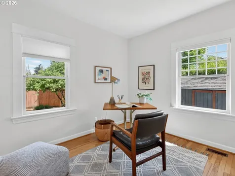 5506 NE 32nd Place Portland OR 97211