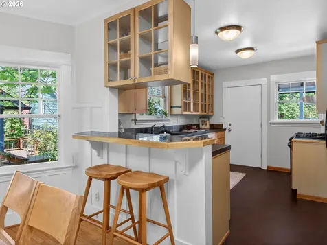 5506 NE 32nd Place Portland OR 97211