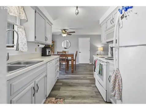 325 Alder Avenue Gervais OR 97026